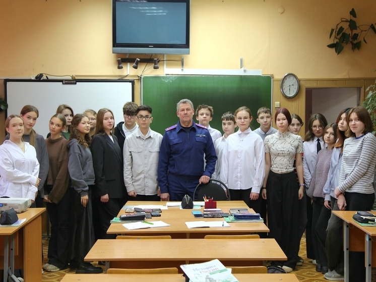 Тверские школьники встретились с ветераном боевых действий из СК