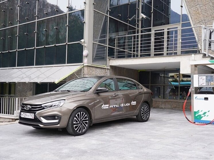 Авто сняли на фото: в НГА идут испытания LADA Aura CNG с заводским ГБО