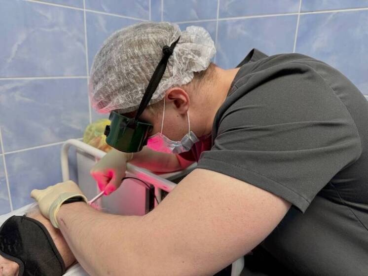 Вологодские онкологи лечат рак кожи методом фотодинамической терапии