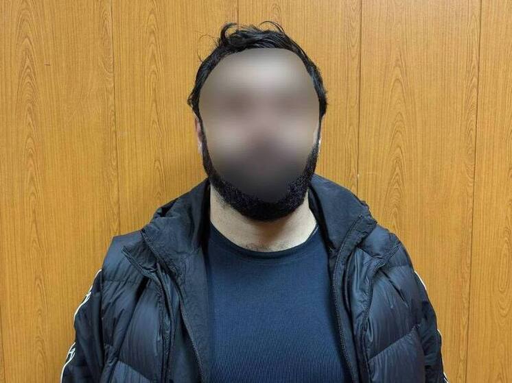 Петербуржец отобрал ключи от машины в кафе у своего должника