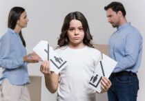 Новое исследование показывает, что взрослые, пережившие развод родителей в детстве, имеют на 61 процент более высокий риск инсульта в пожилом возрасте по сравнению с теми, кто вырос в полных семьях