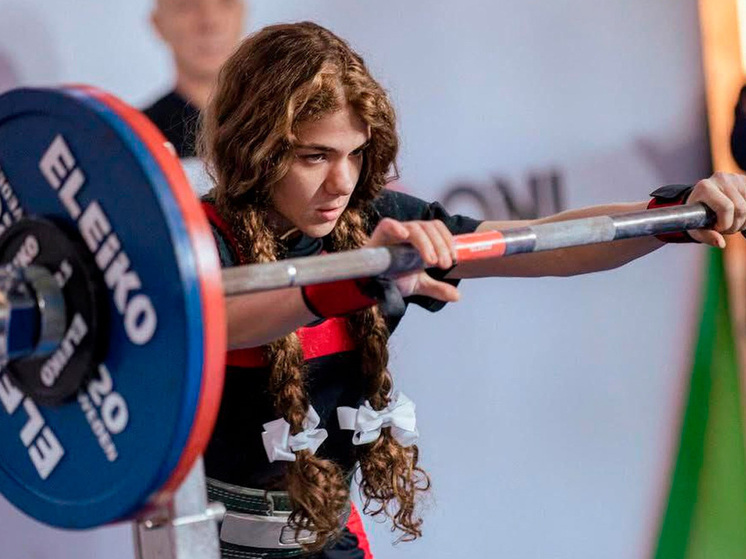 Липецкая спортсменка завоевала бронзу на чемпионате по пауэрлифтингу