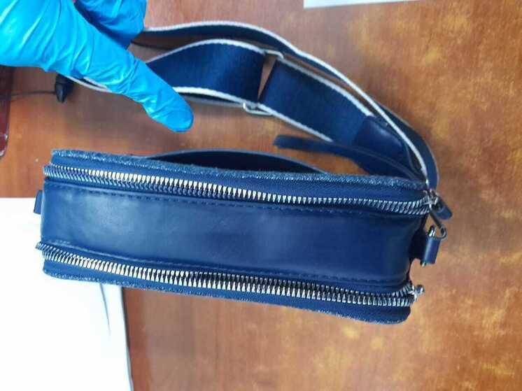 В Тверской области женщина прятала в своей сумочке необычный сверток