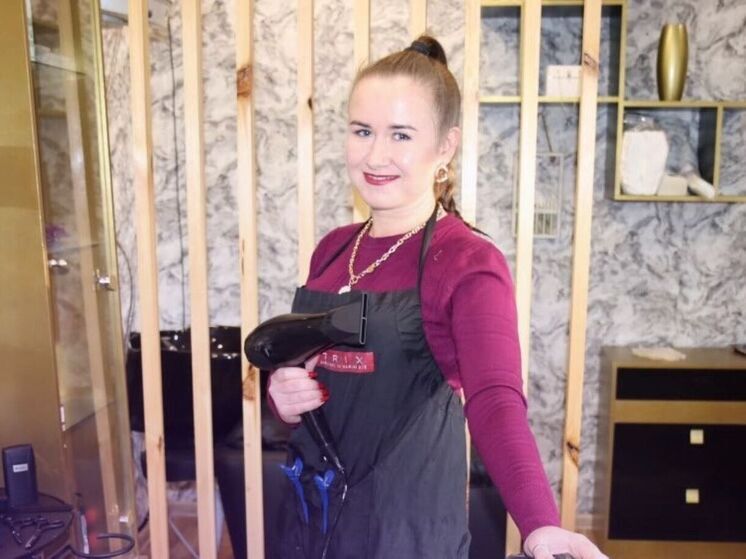 Парикмахерская в Сергиевке: соцконтракт помог белгородке в открытии салона