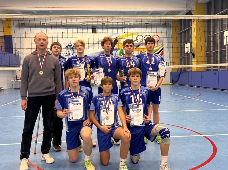 Юношеская сборная Карелии по волейболу - серебряный призер Первенства Северо-Западного Федерального округа России по волейболу среди команд 2009-2010 годов рождения