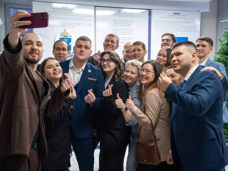 В Заксобрании ЯНАО начал работу новый состав молодежной палаты