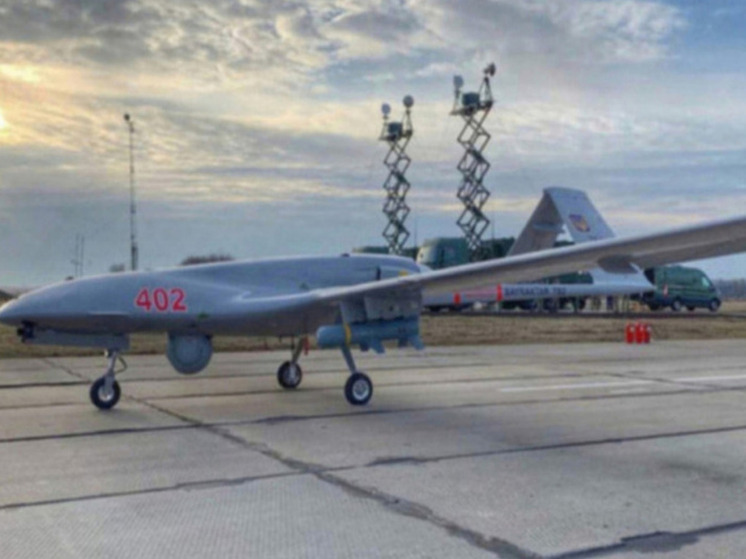 Беспилотник ВСУ атаковал Сватовскую городскую больницу в ЛНР