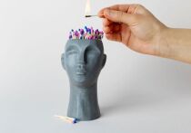 Новое исследование американских психологов бросает вызов традиционному взгляду на психические расстройства, предлагая увидеть в них не только страдание, но и потенциальный источник уникальных сильных сторон — от повышенной креативности до глубокой эмпатии