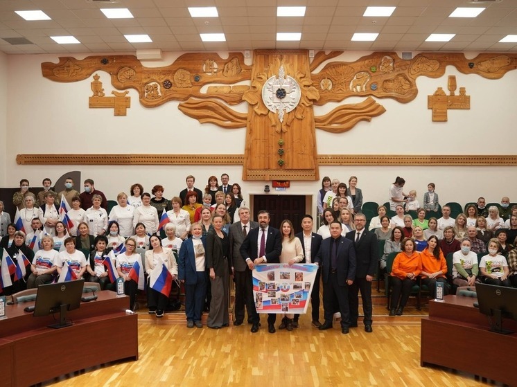 В Якутии стартовал республиканский форум добровольцев «Вместе к Победе!», посвященный поддержке участников СВО