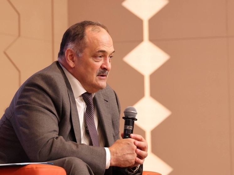  Глава Дагестана потребовал расторгать договор с инвесторами, не выполняющими обязательства