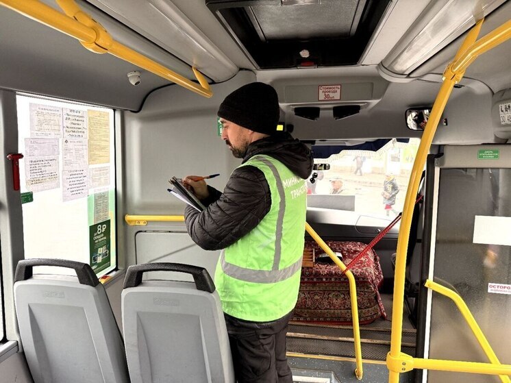 Минтранс ДНР отреагировал на жалобы пассажиров проверкой автобусов в Макеевке и Донецке