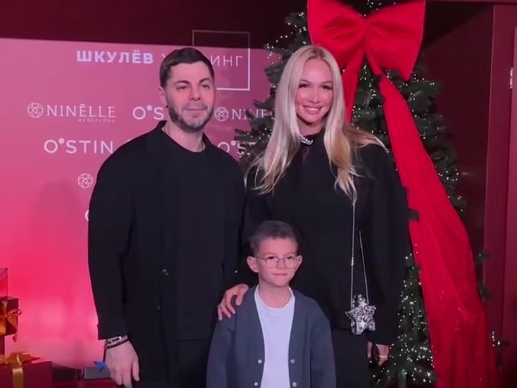 Виктория Лопырева впервые появилась на публике вместе с мужем