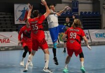 Как поется в песне группы «Сплин», скоро мы будем «все больны гандболом», поскольку из стана этого вида спорта приходят для России хорошие новости. Есть большая вероятность того, что ручной мяч станет вторым командным или первым командным на твёрдой поверхности видом спорта, где будут сняты санкции с России. Напомним, что первым командным видом спорта стало водное поло. 