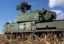 Экипаж зенитного ракетного комплекса (ЗРК) «Тор-М2» группировки «Центр» прикрывает наши позиции от ударов с воздуха на Красноармейском (Покровском) направлении