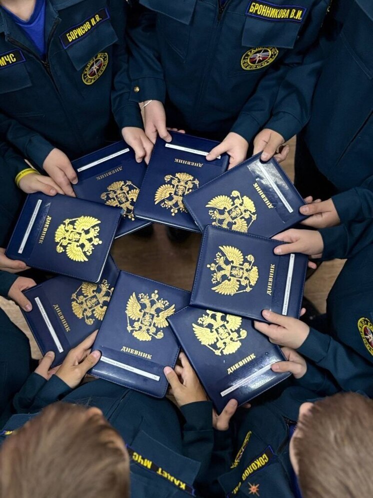 Историю герба России изучили иркутские школьники