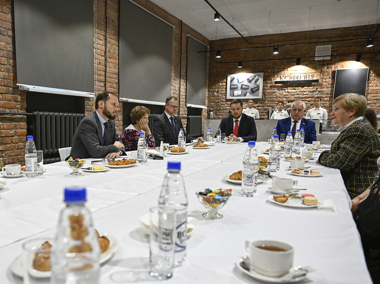 Врио губернатора Тверской области посетил Ржев, где встретился с ветеранским активом и общественниками
