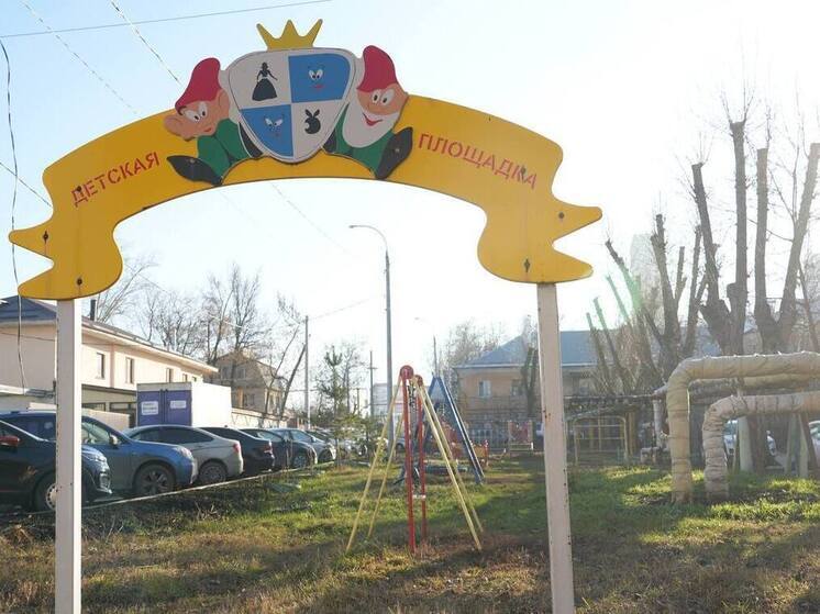В Самаре детскую площадку на Луначарского перенесут из охранной зоны теплотрассы