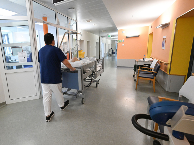 В самолетах и больницах дышать намного безопаснее, чем считалось