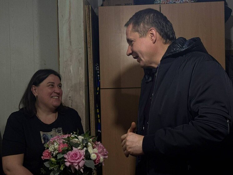 Помощь из Воронежской области: Гладков передал генератор многодетной семье