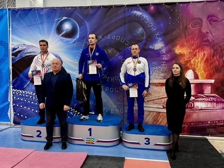 Мощный «рывок гири» отправил автоинспектора из Великого Новгорода в тройку лучших