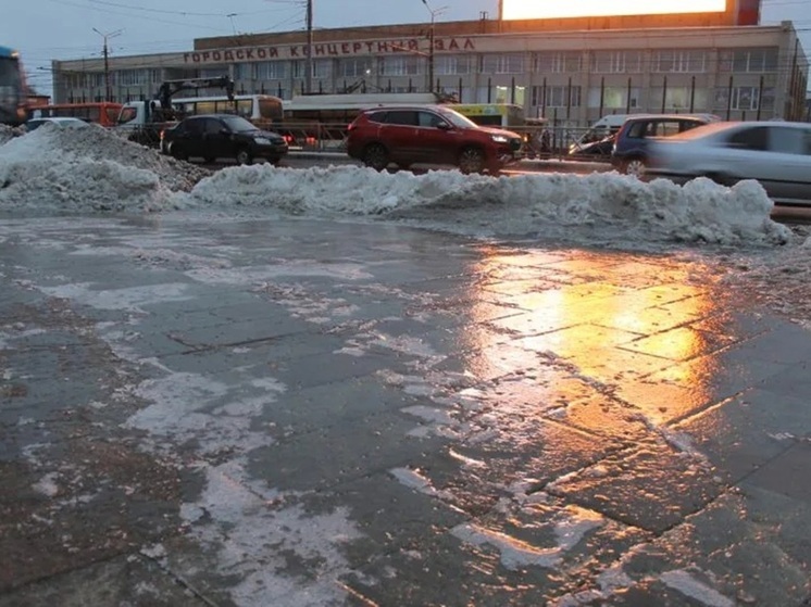 Власти Тулы потратят на 6 тыс тонн реагентов почти 23 млн бюджетных рублей