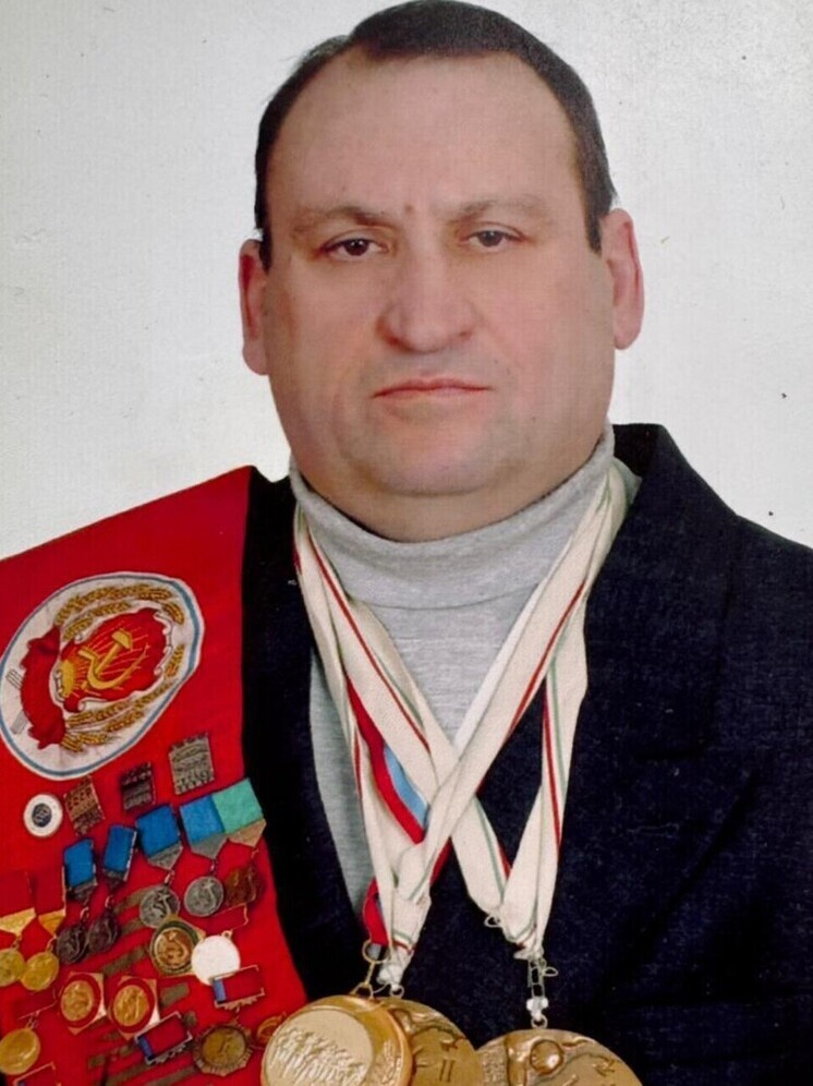 Редкая судьба и редкая коллекция. Ушёл из жизни Леонид Давыдович Песок