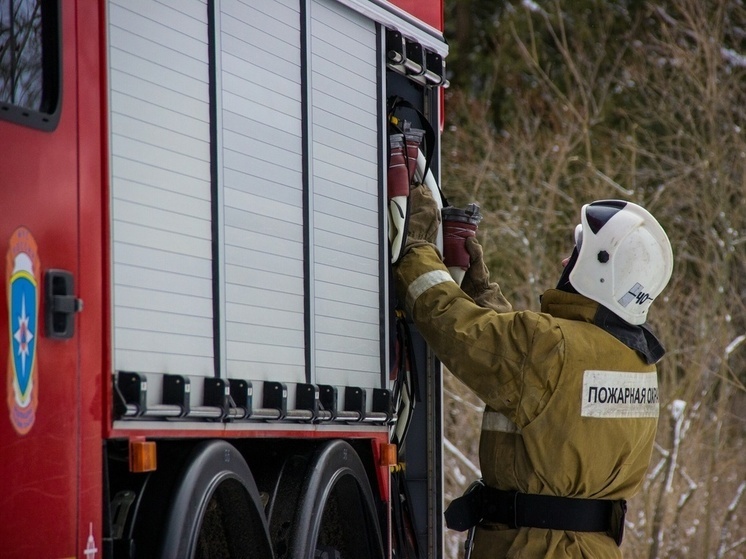 Массовое скопление пожарных заметили на улице Марата в Туле