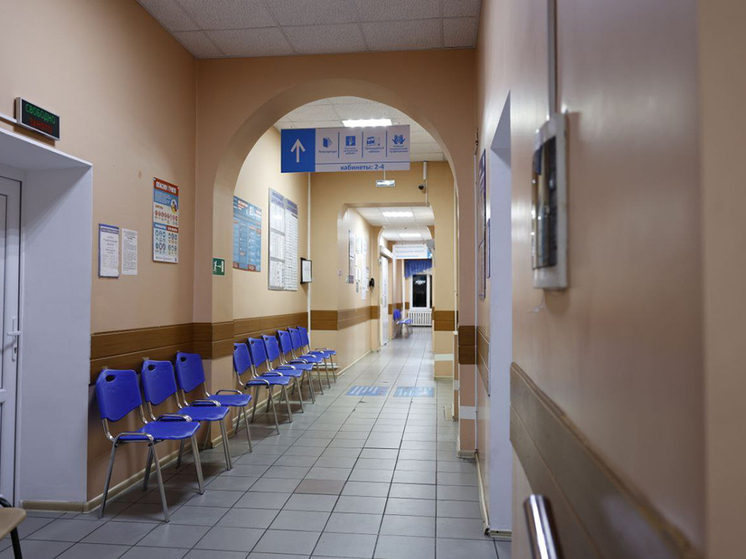 Беспрозванных проверил ремонт в Мамоновской больнице