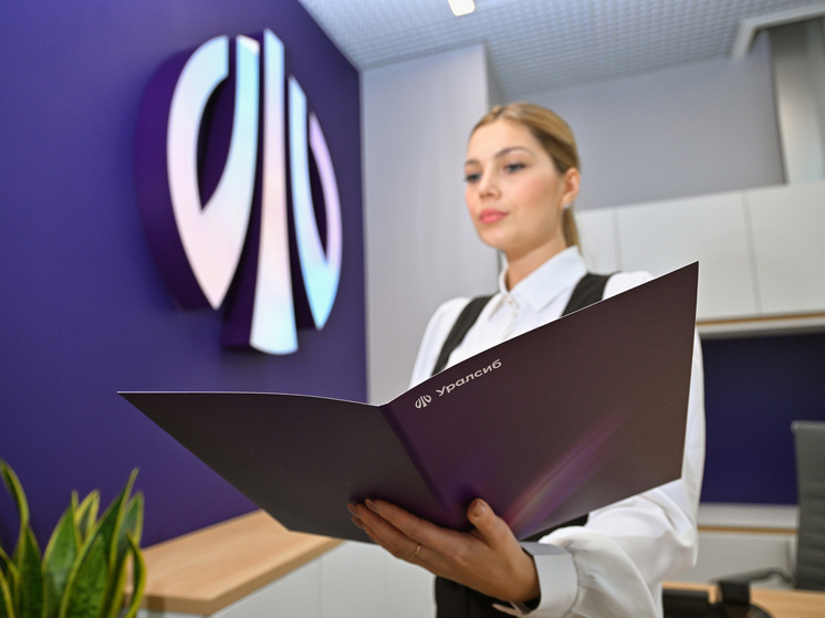 Банк Уралсиб улучшил позиции в Топ-15 по объему портфеля кредитов предпринимателям