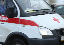 Паническая атака — это внезапный и интенсивный приступ страха, который накатывает подобно волне, сопровождаясь яркими физическими симптомами, часто имитирующими опасные для жизни состояния