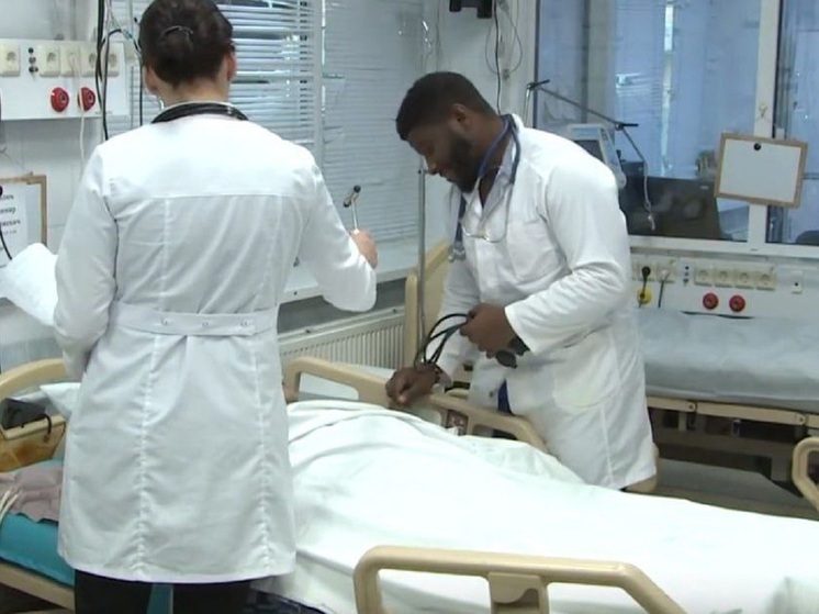 В орловской больнице скорой помощи работают 28 иностранных медиков