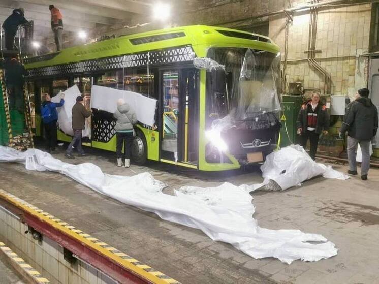 Новый электробус будет ходить в Омске по троллейбусному маршруту №4