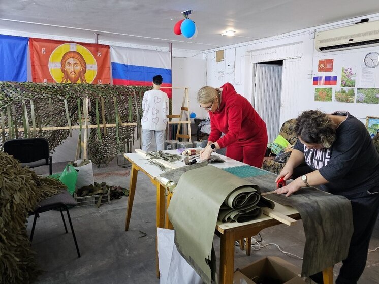 Крымские власти поздравили волонтеров с Днем добровольца