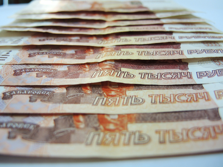 В Новосибирске задержали 11 подозреваемых в мошенничестве на 5,2 млн рублей против военнослужащих