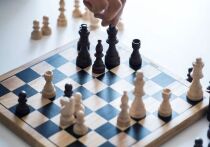 Мальчик Сарвагья Сингх Кушваха из Индии стал самым молодым игроком в истории шахмат, получившим официальный рейтинг ФИДЕ в возрасте трех лет, семи месяцев и 20 дней