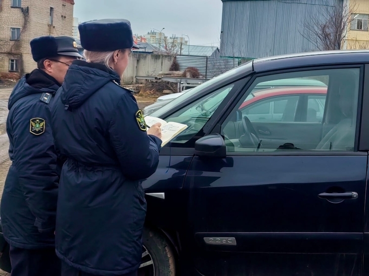 В Орловской области мужчина выплатил более 400 рублей долга ради автомобиля