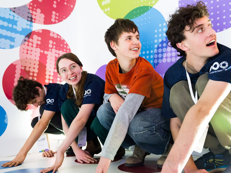 Началась запись на программы Минпроса для талантливых подростков