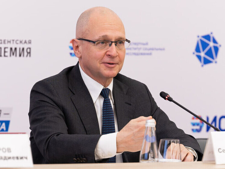 Кириенко исполнит новогоднее желание девочки из Запорожской области