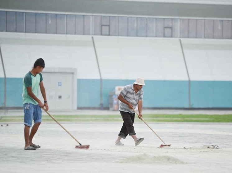 Уралец фиктивно женил мигрантов и получил срок