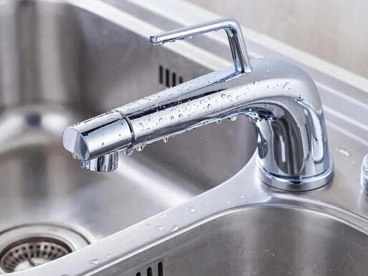 Воду отключат в нескольких районах Южно-Сахалинска в выходные из-за ремонта: адреса