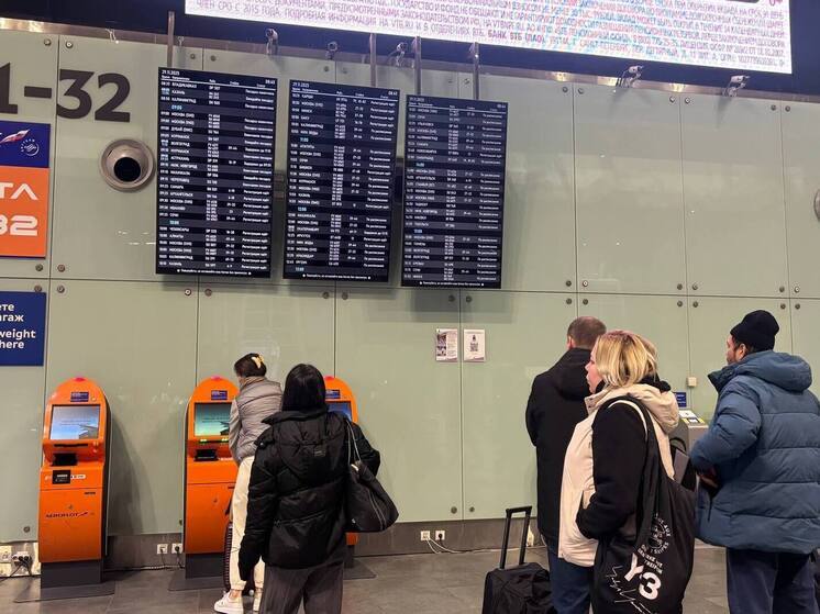 В мурманском аэропорту заметили падение потока пассажиров