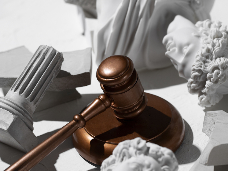 В Самаре юристы брали у семей бойцов СВО до 300 тысяч рублей и ничего не делали