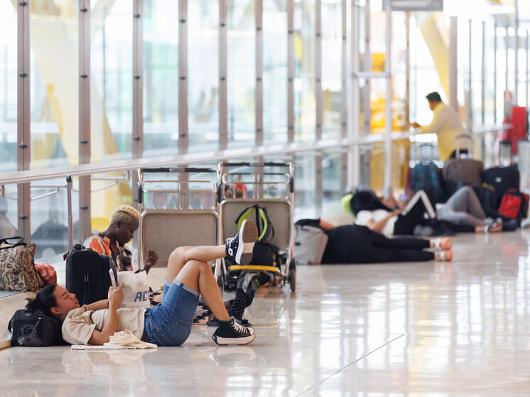 Объяснение производителем пассажирских лайнеров Airbus недавнего внезапного неконтролируемого падения самолета JetBlue во время рейса, находится под пристальным вниманием экспертов по космосу и радиации