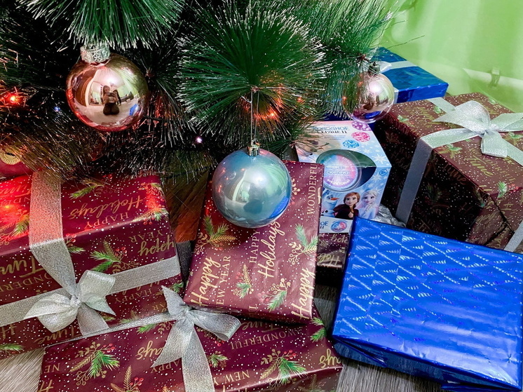 Исследование дейтинг-сервиса Mamba совместно с ювелирным брендом Sokolov показало, что мужчины и женщины по-разному представляют идеальный подарок под ёлку