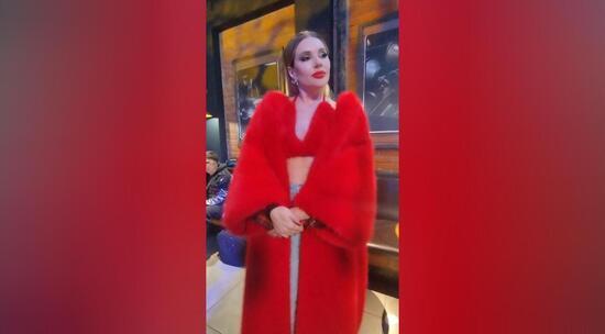 Екатерина Гусева выгуляла шубу до пят