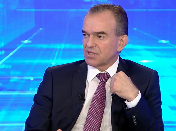 Вениамин Кондратьев обсудил проблему классификации гостиничных домов на «Прямой линии»