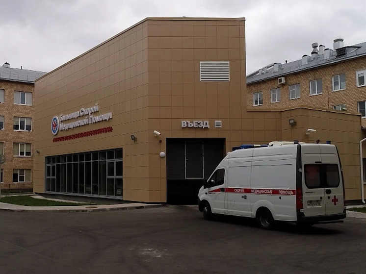 Больнице Скорой помощи в Петрозаводске 240 лет: глава республики поздравил коллектив заведения