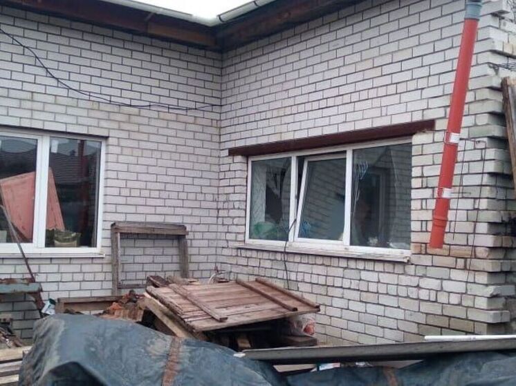 В Курске обследуют жилые дома после упавших обломков беспилотника