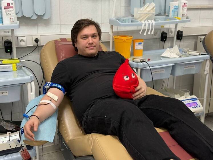 Житель Ханты‑Мансийска стал первым городским донором костного мозга и подарил ребёнку шанс на выздоровление