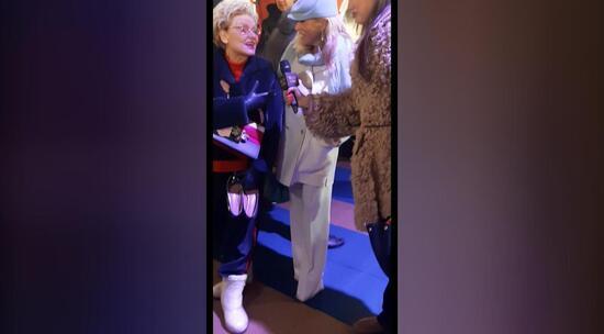 Елена Малышева пришла на каток со сменкой 